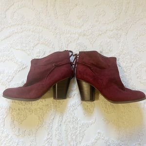 Maroon booties